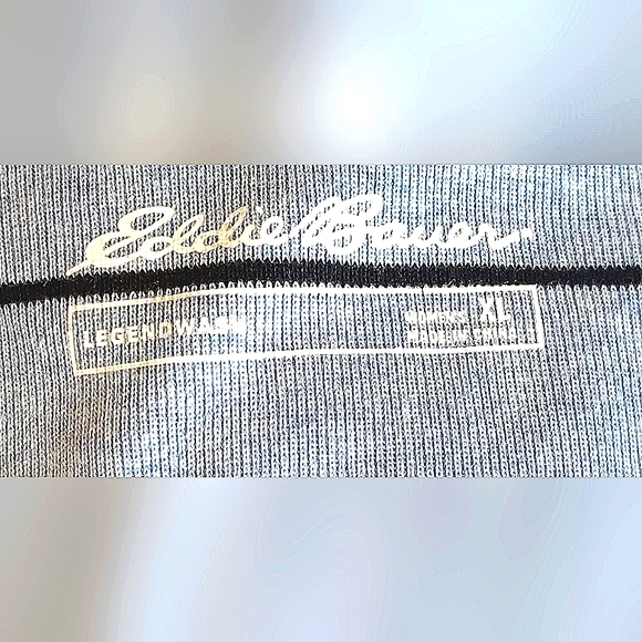 Eddie Bauer stylish sweater - Picture 2 of 2